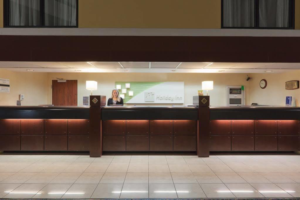ホテル Wyndham Garden Conference Center Champaign - Urbana エクステリア 写真